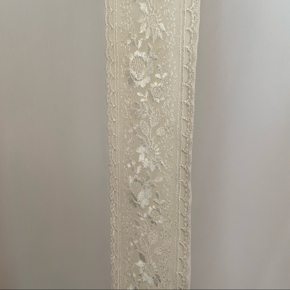 Vintage 80s lace collar cream button up grandmacore top - Picture 3 of 6